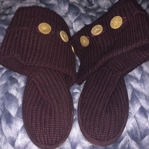 ✔️SOLD Classic Cardy Cable Knit UGG boot - Picture 2 of 6